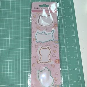 Corocoro coronya cat shaped paper clips